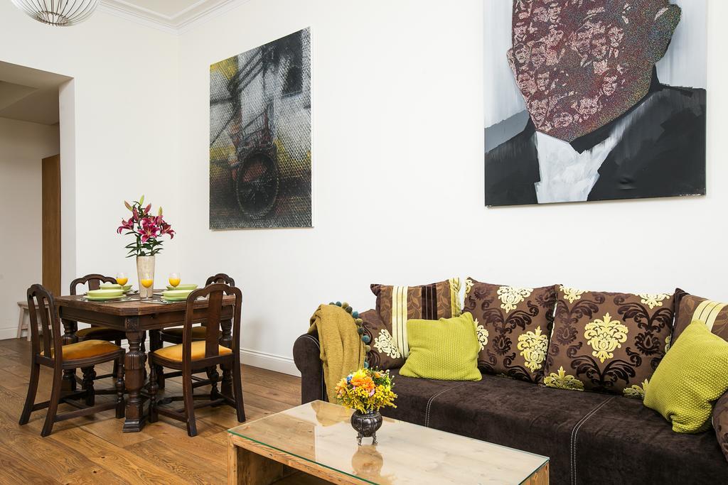 Old Town Brigue Apartment By Otium Kraków Exteriör bild