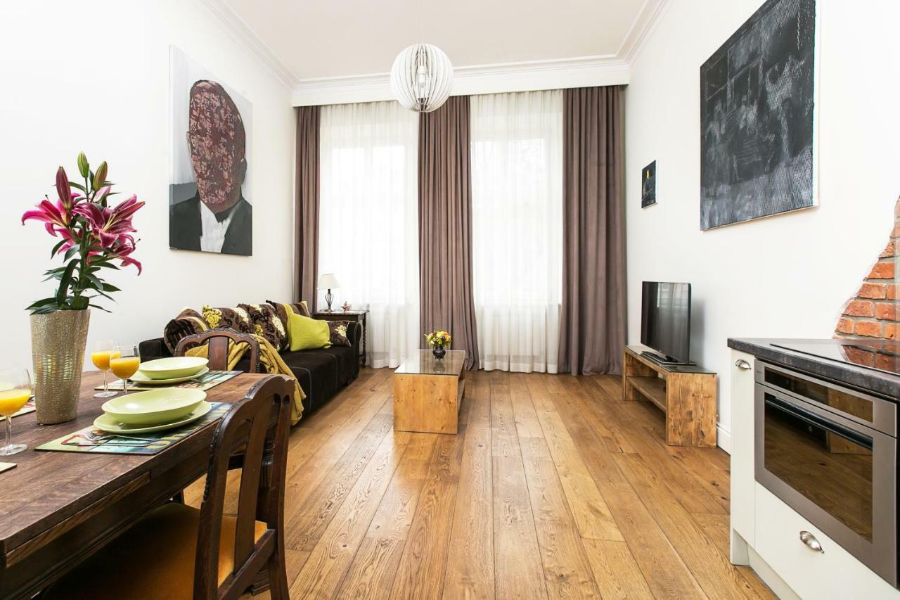 Old Town Brigue Apartment By Otium Kraków Exteriör bild